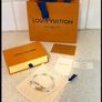 Lv bracelet Image 5