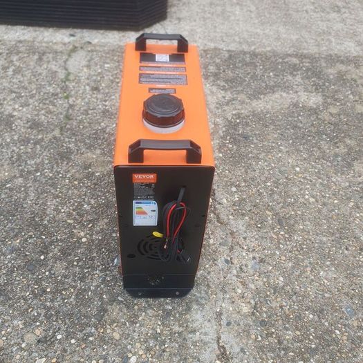 Petrol auger