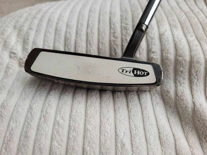 Golf putter