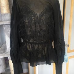 H&M embroidered blouse, new, size L