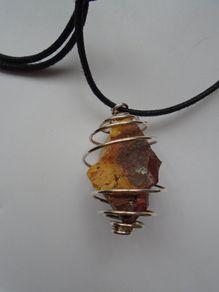 Raw Mookaite pendant, Gemstone jewellery, Pendant. Unisex jewellery. Gift