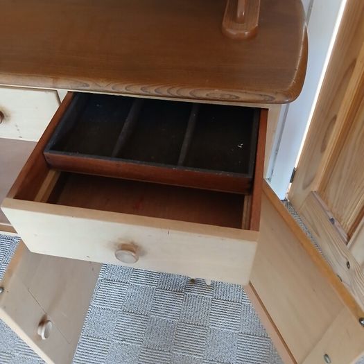 Eircol sideboard