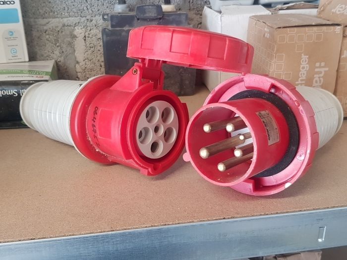 63A 400V IP67 socket and plug (Generator Lead)