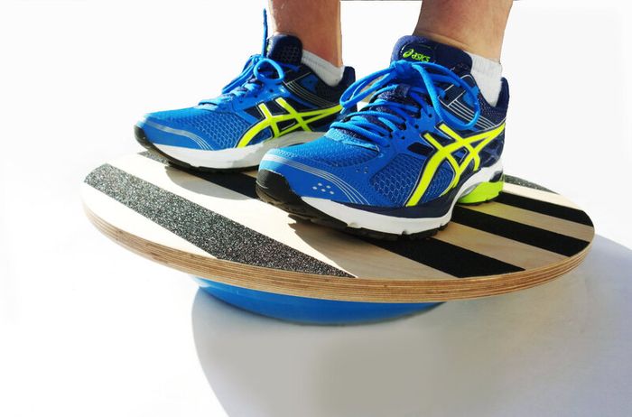 Wobble Board & Air Cushion