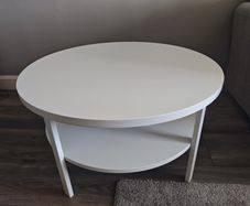 Round white coffee table