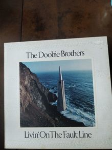 Doobie Brothers lp Livin' on the faultline
