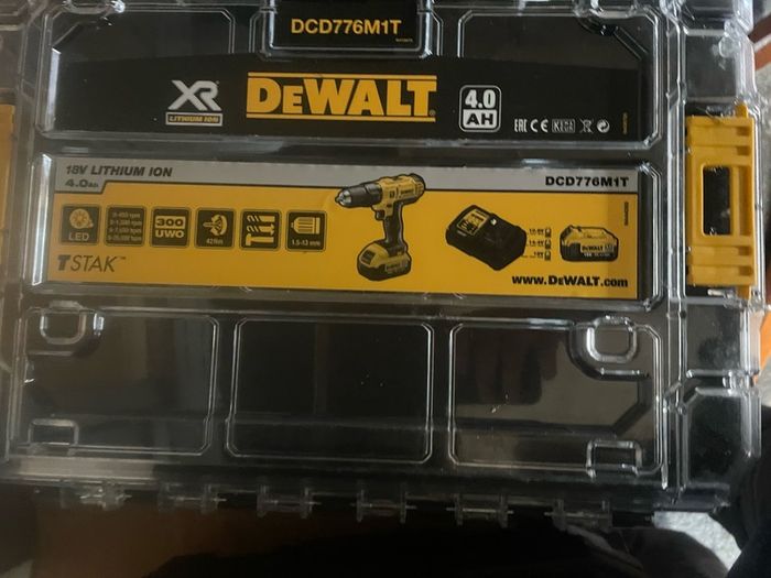 Dewalt boxes