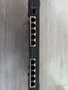 Mikrotik RB4011iGS+RM router