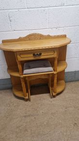 dressing table perfect condition oak wood