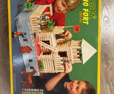 Wooden construction set