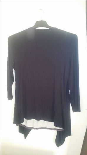 BNWT 2 in 1 cardigan/top by Soon size UK14 EU42 Postage included