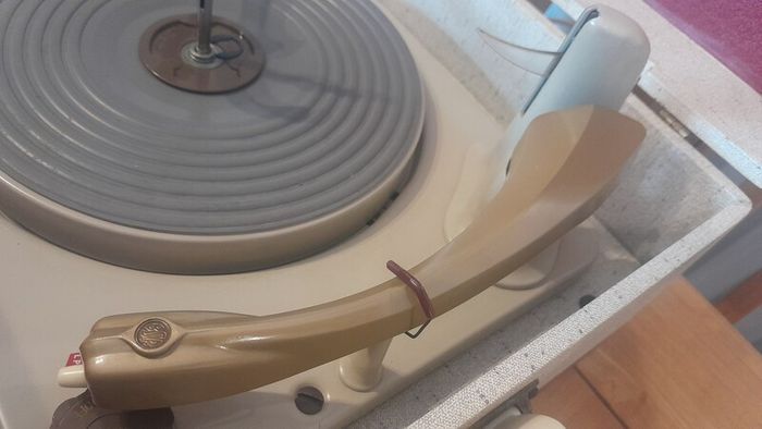 Rare 1957 Vintage Pilot Encore RC126, portable suitcase, record player. Excellent Vintage Condition. BSR 4 speed Turntable. Plays 33/3 and 45 RPM, 16's and 78's