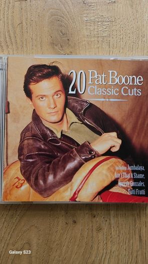 Pat Boone. Classic Cuts.