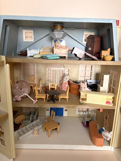 Sylvanian families bundle
