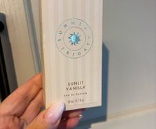 Summer Fridays Sunlit Vanilla