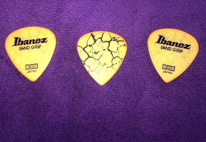 Ibanez Pick Guitar sand grip wizard medium Japan
