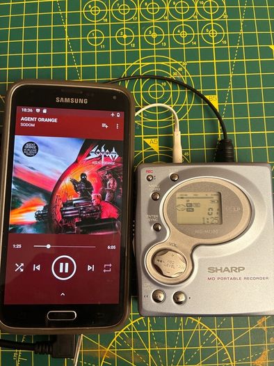 Sharp MD-MT180H (Blue) - Boxed - Near Mint - MDLP Minidisc Recorder