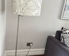 Floor lamp