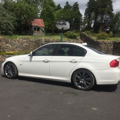 BMW 3-Series 2010