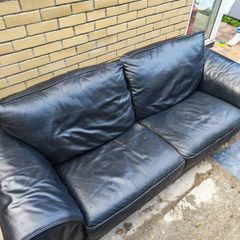 2 seater leather couch