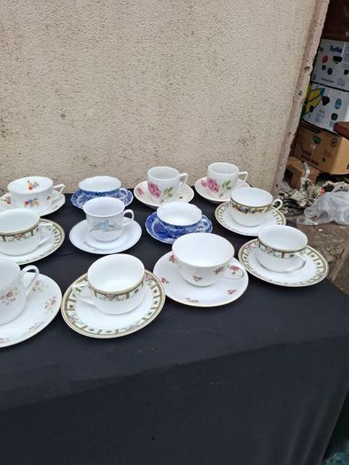 20 china tea cups and saucers postage possible