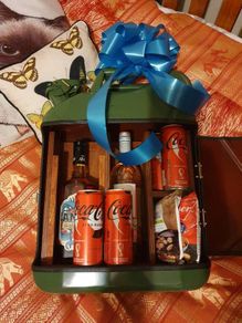Canister Bar