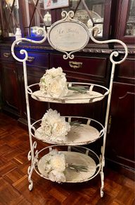 Le Bain 3-tier stand
