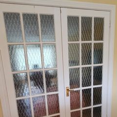 doors, 13 single doors, 1 double door