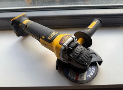 DeWalt 18V XR Brushless Angle Grinder