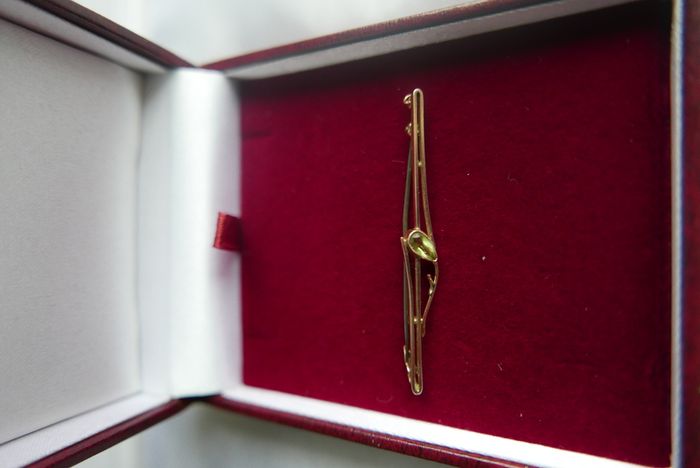 Vintage Edwardian 9ct Gold Bar Brooch With Ametyst 1.7g And Box