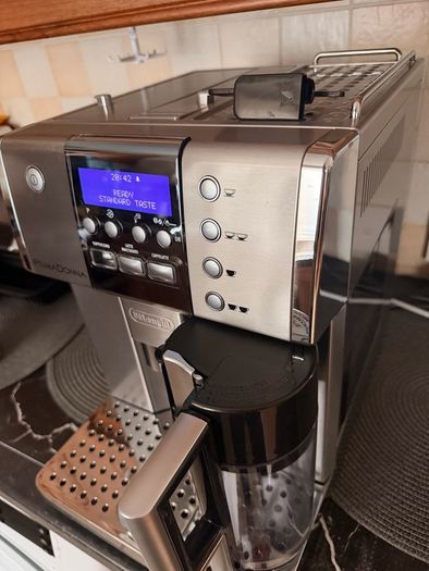 De'Longhi PrimaDonna Espresso Machine