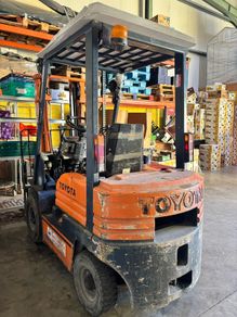 Toyota Diesel Forklift - Reliable Workhorse (Project/Yard Truck)