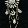brooch Image 3