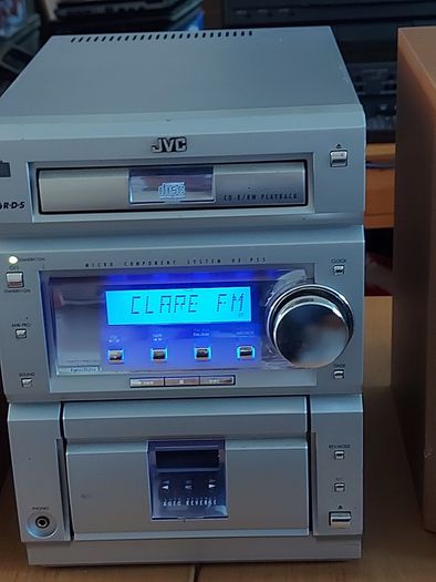 JVC Micro Component System, Model No. CA-UXP55, and 2 JVC Speakers, SP-UXP55, Radio, Tape and CD, in excellent cosmetic condition