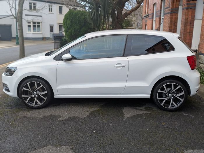 VW Polo 2017  - Low KM - Spotless