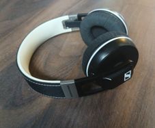 Sennheiser Urbanite headphones