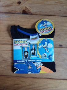 BNWT Age 11-12 Sonic Teeshirt