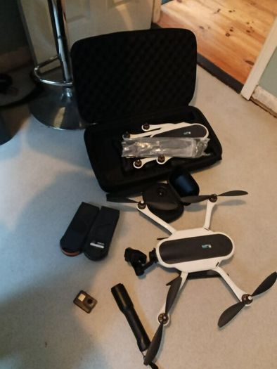 Go pro Karma Drone ,, with all Extras like extra battery and and gopro gimble grip and a GoPro 6