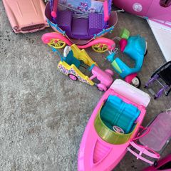 Barbie transport-theme collection