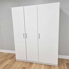 White 3-Door Wardrobe - Like New - Kilkenny