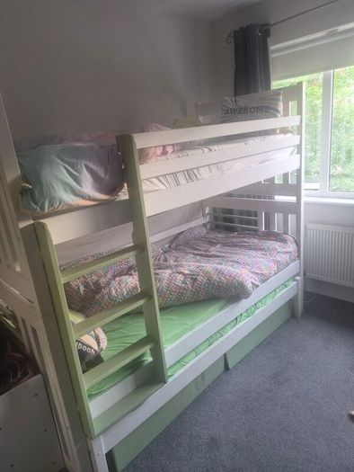 BUnk beds