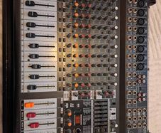 Behringer PMP4000 Powered Mixing Desk with Padded Thomann Case Included.
