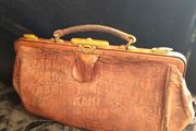 antique French Gladstone doctor's bag