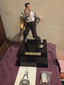 Vintage Limited Edition Elvis Presley Singing Dancing Telephone
