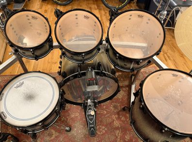 Pearl Masters Custom Drum Kit