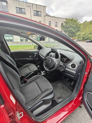 2011 Renault Clio