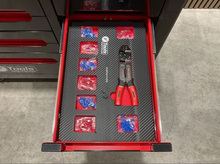Brand New 12drawer Tool Chest Full Of Tools