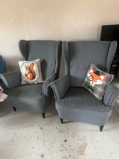 3 seater and 2 armchairs