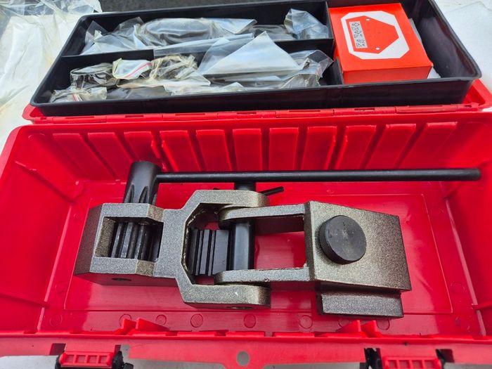 Metalcraft Universal bender