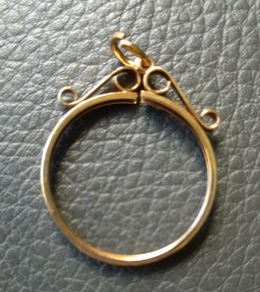 9ct Gold Full Sovereign Pendant Mount